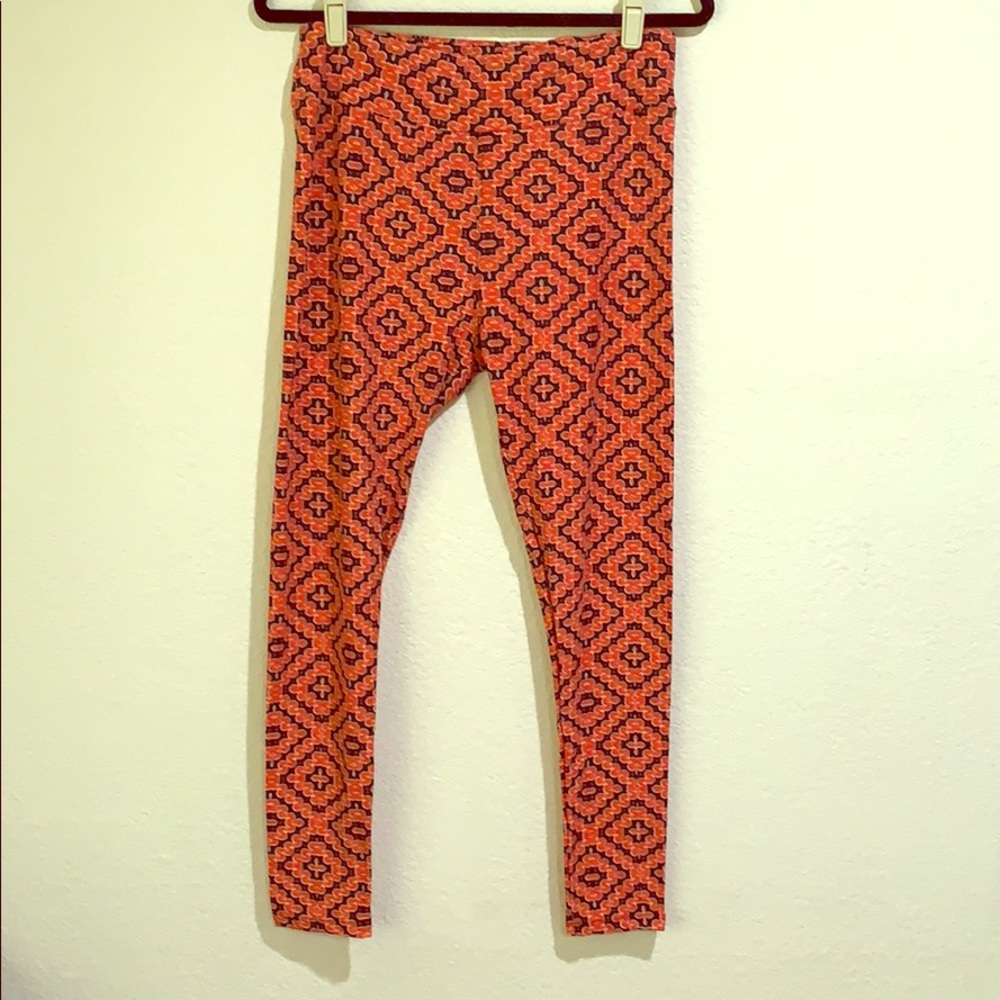 NWT Tall and Curvy LuLaRoe Leggings